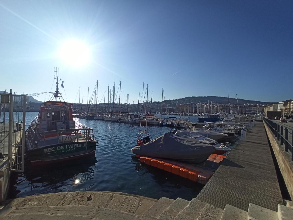 Ete Indien - Plage - Wifi - Host Provence Apartment La Ciotat Ngoại thất bức ảnh